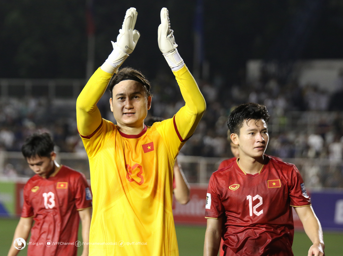 Đặng Văn Lâm đừng chủ quan, hãy chứng minh vị thế thủ môn số 1 Việt Nam