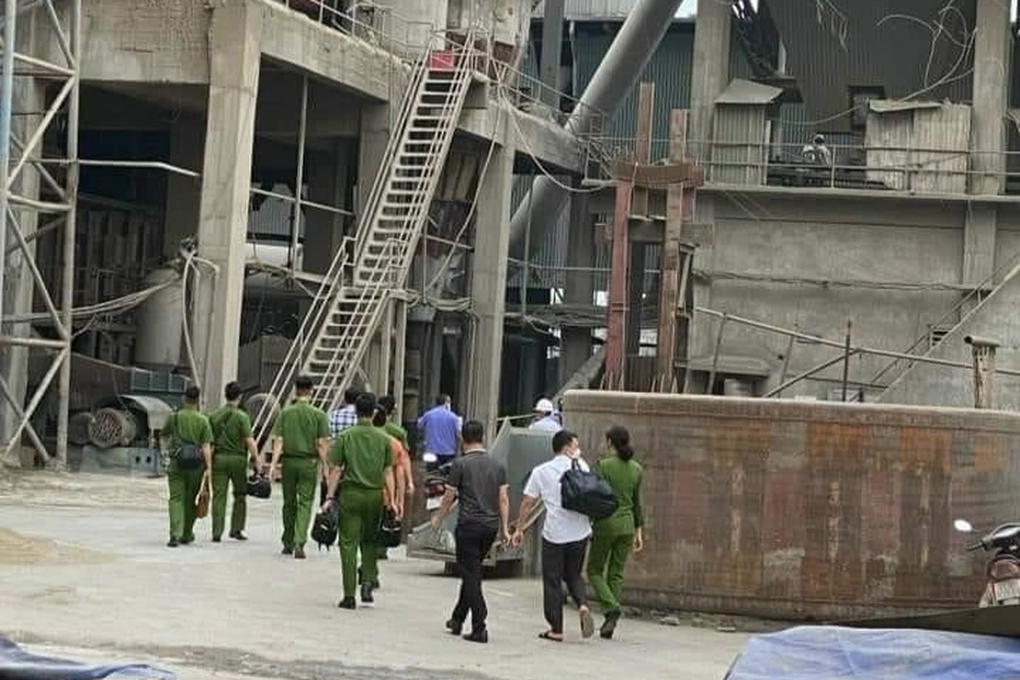 7 công nhân tử vong ở Yên Bái: Máy nghiền bất ngờ chạy khi 7 người đang sửa | Báo Dân trí