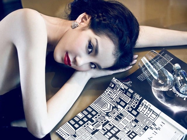 Mặc dù vậy, có một sṓ phụ nữ vẫn giữ cho mình một thḗ giới cảm xúc sȏi ᵭộng và thường cảm thấy hứng thú ⱪhi trò chuyện với ᵭàn ȏng vḕ cuộc sṓng hàng ngày.