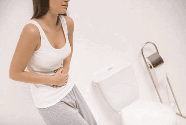  Dền gai giúp hỗ trợ điều trị khí hư, kinh nguyệt không đều