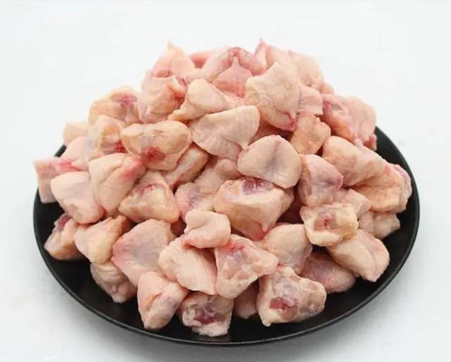 Ăn thịt gà ngon và bổ dưỡng nhưng có 7 bộ phận của con gà chớ dại mà ăn nhiều vì có thể chứa rác thải, độc tố, kim loại nặng - Ảnh 4.